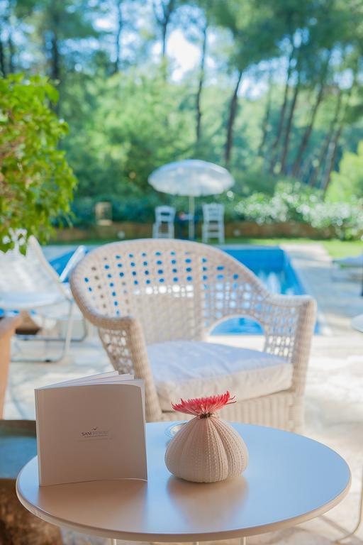 Naftilos Villa Sani Sani  Exteriör bild